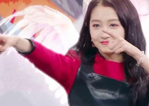 娱乐圈吃瓜杨幂鹿晗,杨幂鹿晗瓜田乱舞,揭秘幕后真相